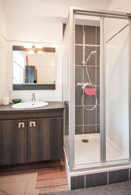 Brest : Charmant Appartement Hypercentre エクステリア 写真
